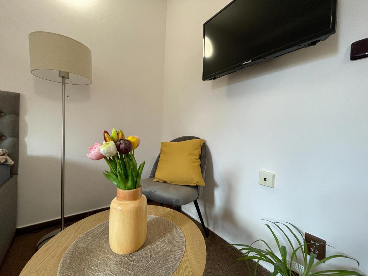 Hotel Colchi Uničov エクステリア 写真